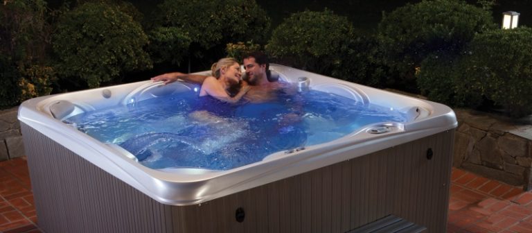 How To Maintain Your Hot Tub Women Daily Magazine 6948