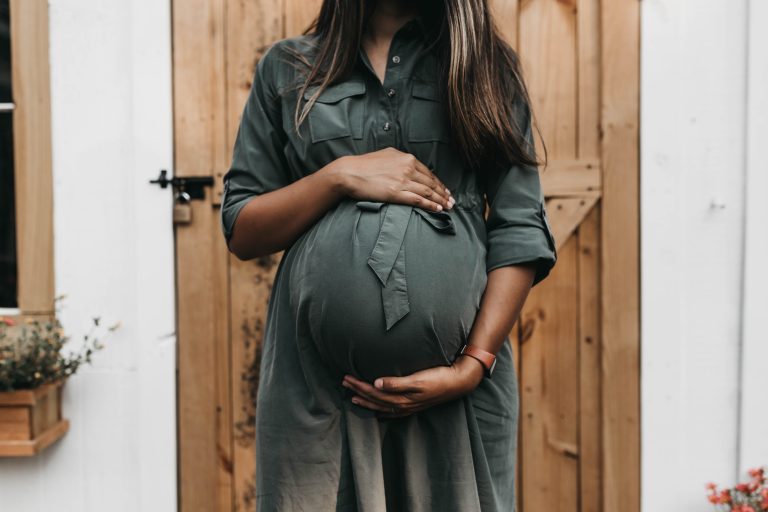 wearing-your-seat-belt-during-pregnancy-what-you-need-to-know