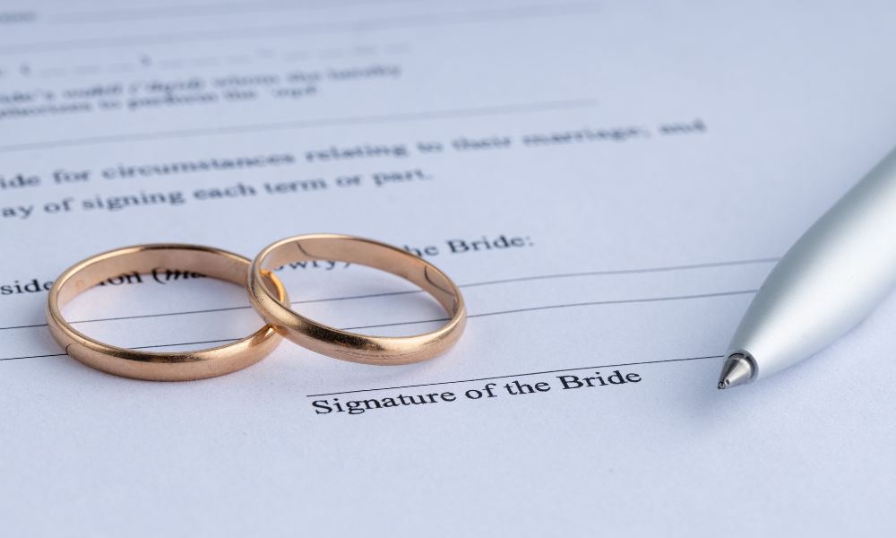 benefits of signing a prenuptial agreement